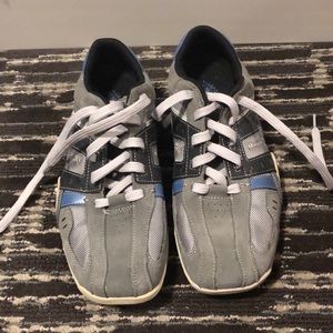Men’s Sketchers size 10.5